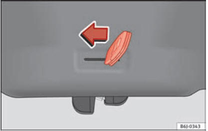 Apertura d'emergenza del portellone posteriore.